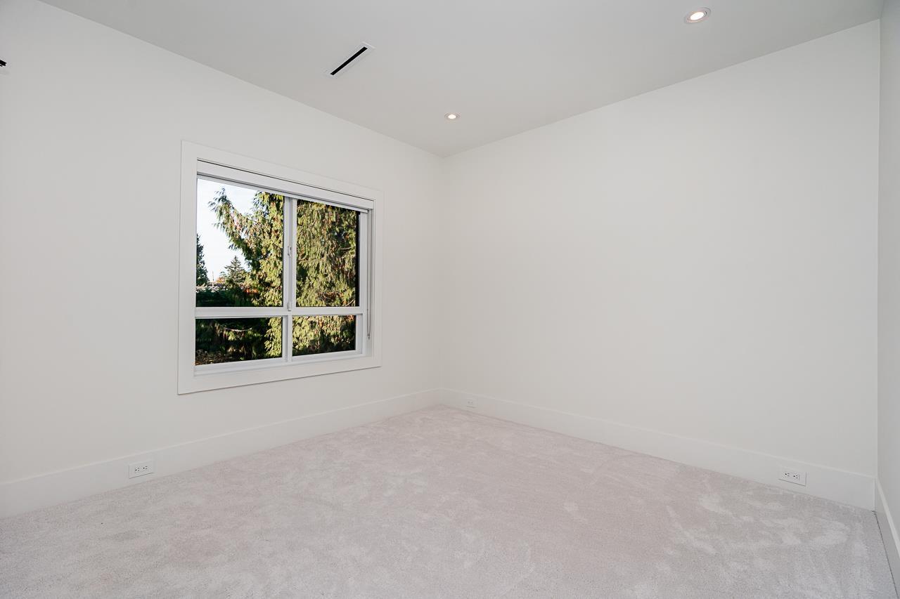 11325 80 Avenue Property Photo 18