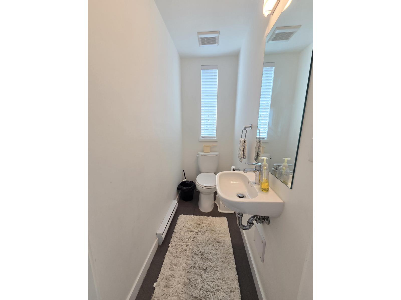 11 15850 85 Avenue Property Photo 14