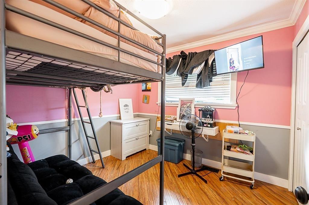 2224 Mouldstade Road Property Photo 15