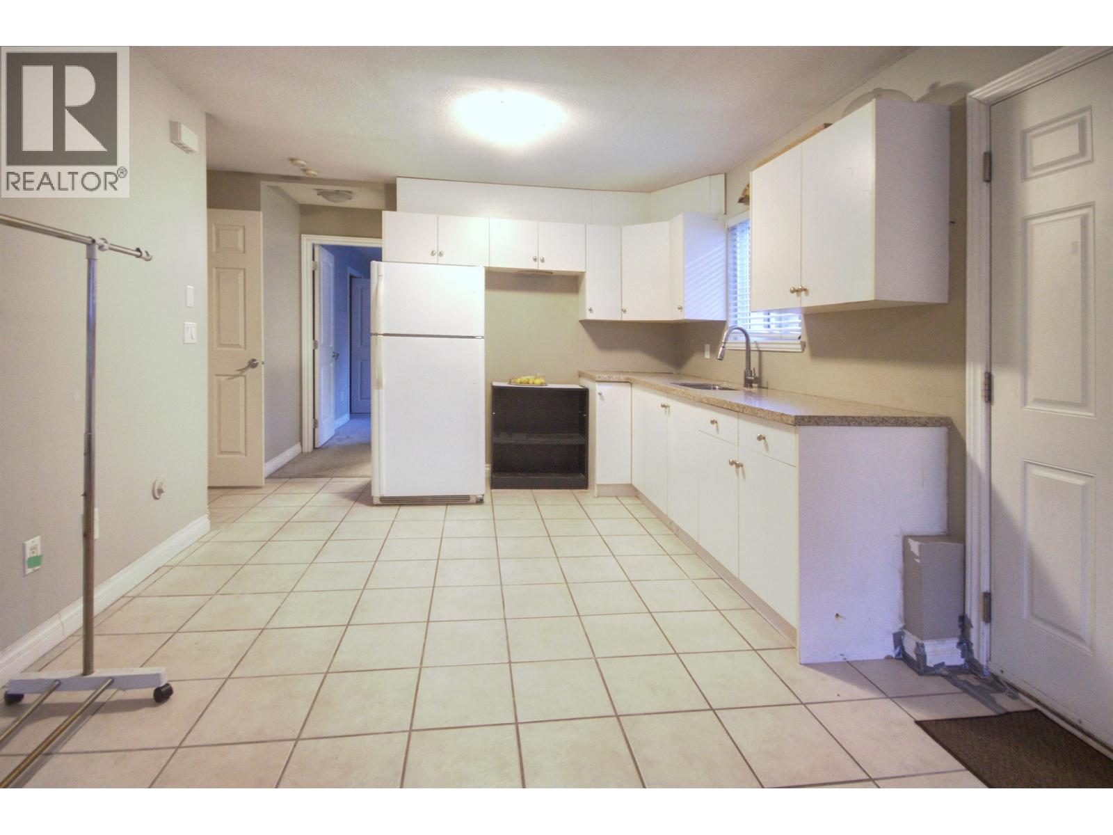 213 Bernatchey Street Property Photo 14