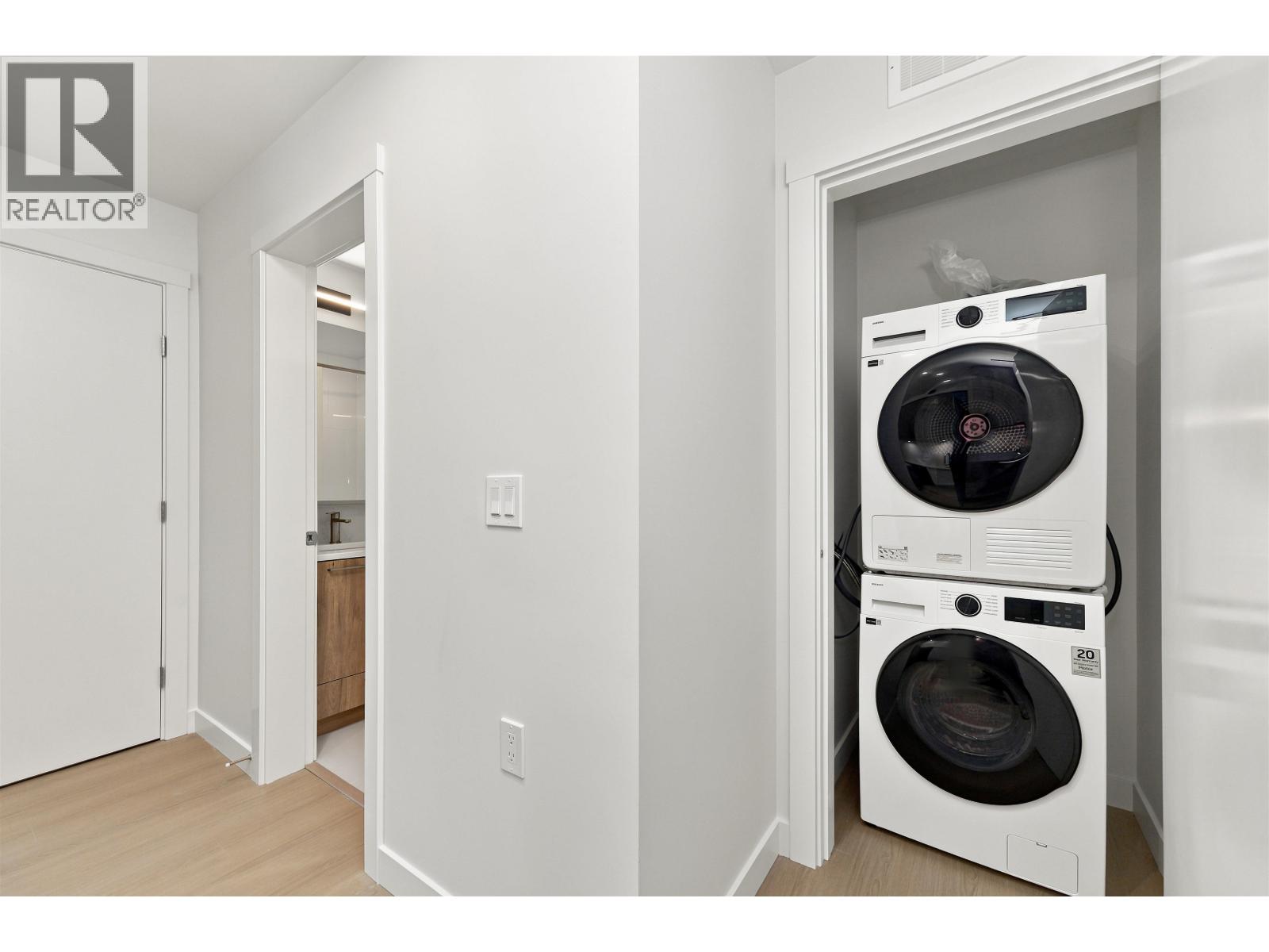 331 82 First Street Property Photo 17
