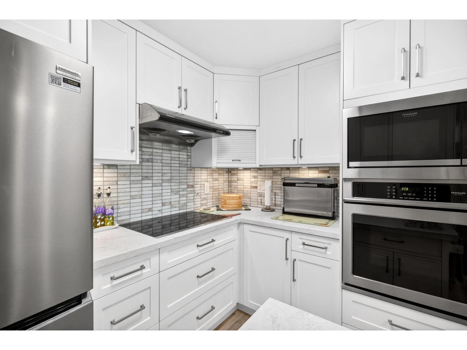 101 20245 53 Avenue Property Photo 10