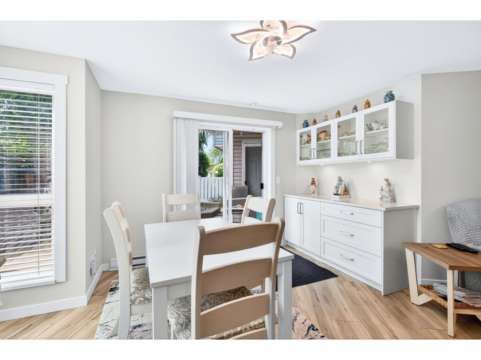 101 20245 53 Avenue Property Photo 11