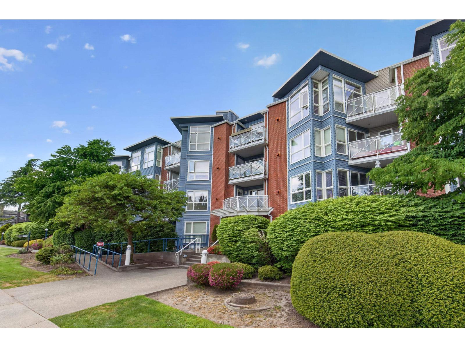 101 20245 53 Avenue Property Photo 29
