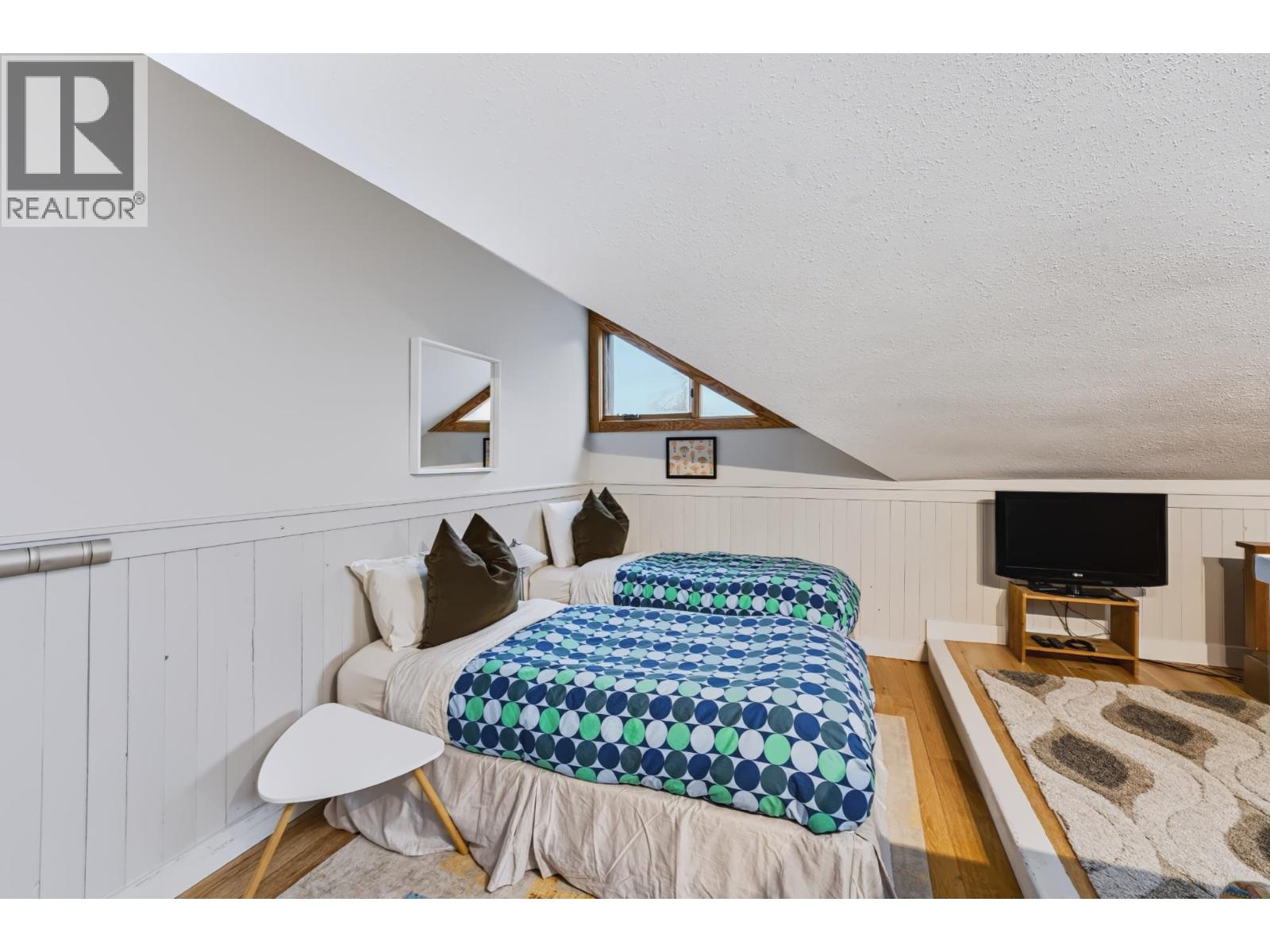 7 2221 Gondola Way Property Photo 17