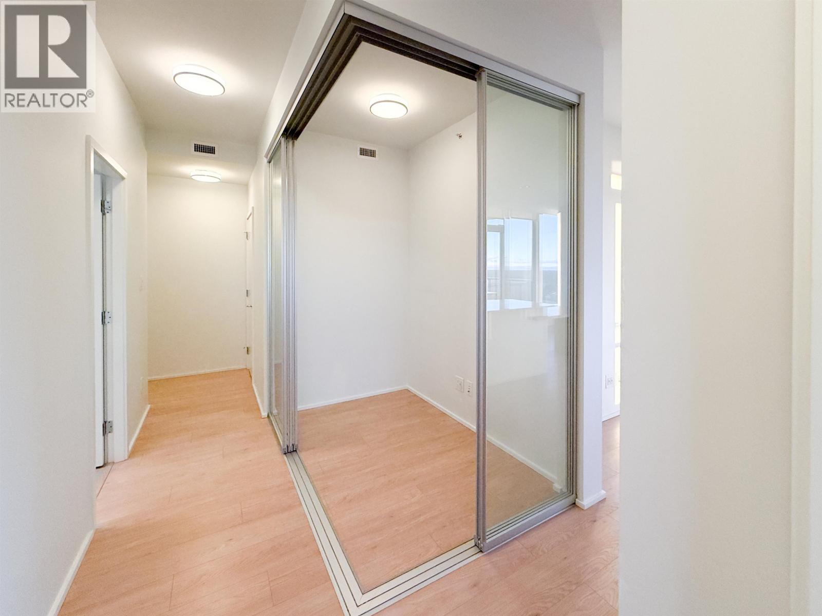 5007 4510 Halifax Street Property Photo 17