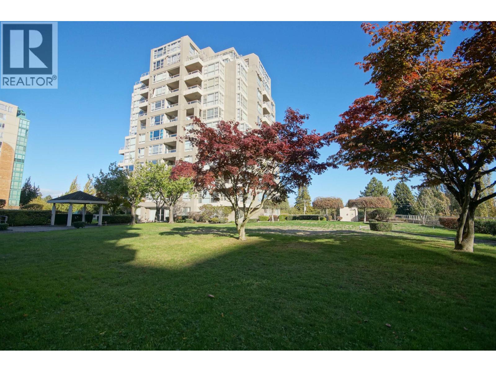 806 8297 SABA ROAD Property Photo 1