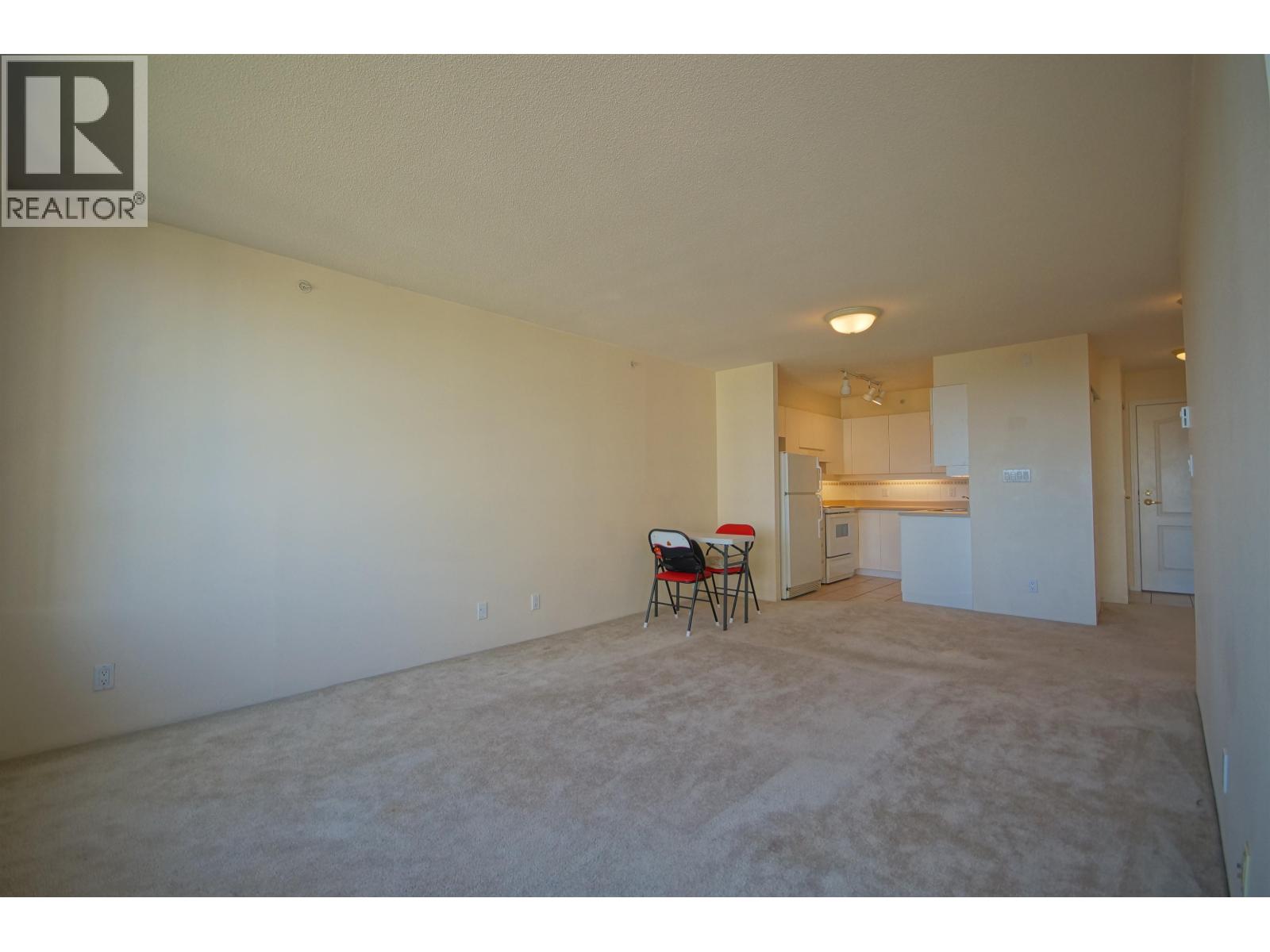806 8297 Saba Road Property Photo 7