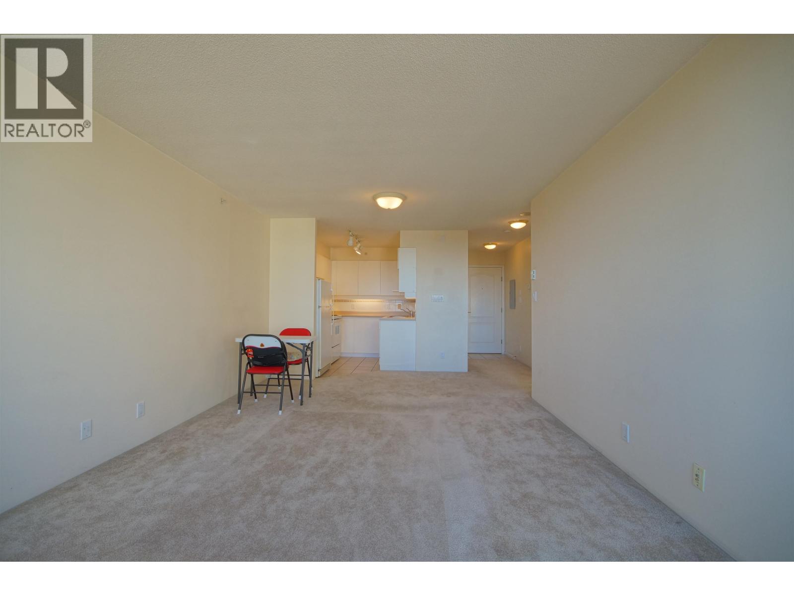 806 8297 Saba Road Property Photo 8