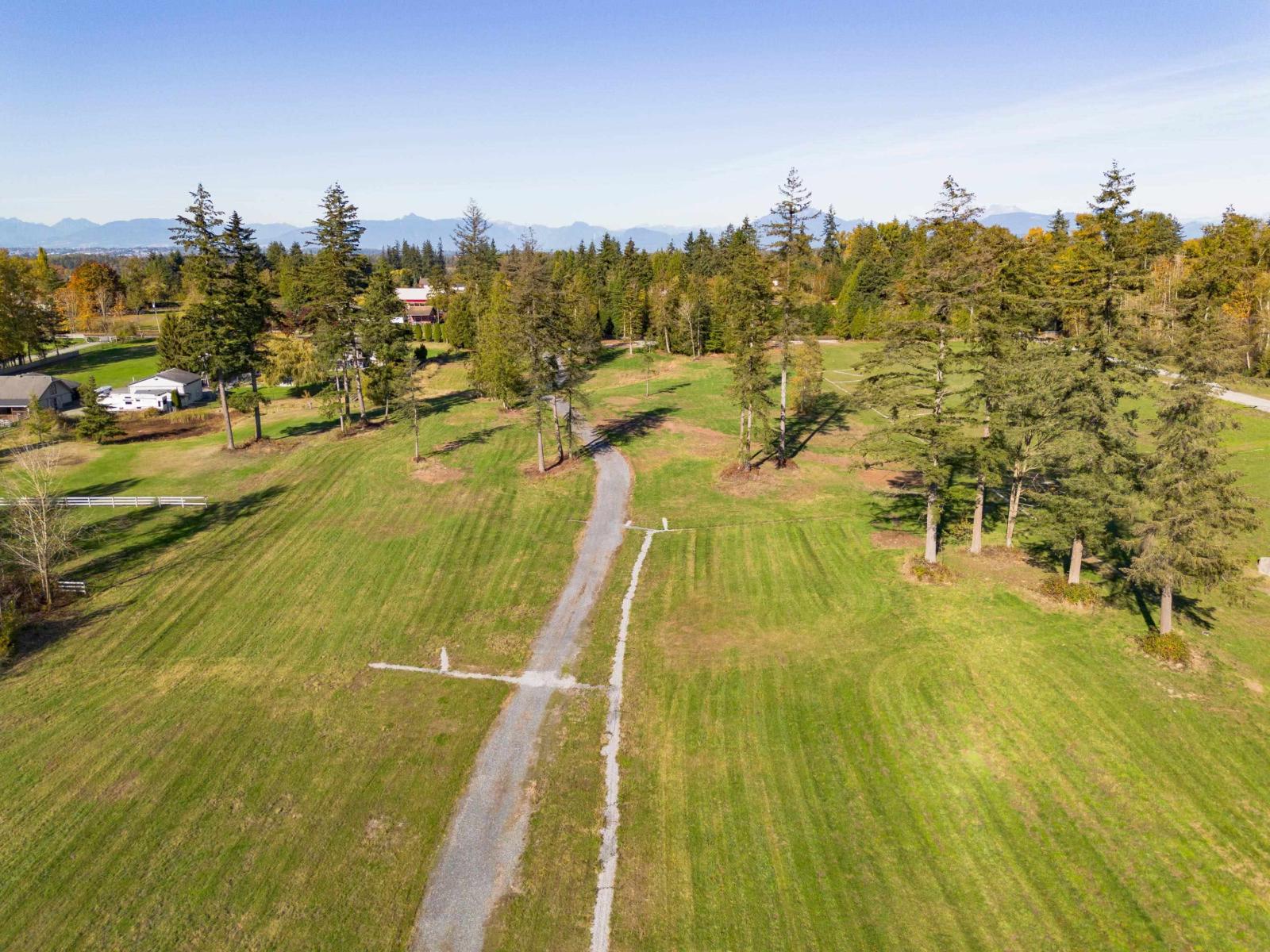 22714 26 Avenue Property Photo 16