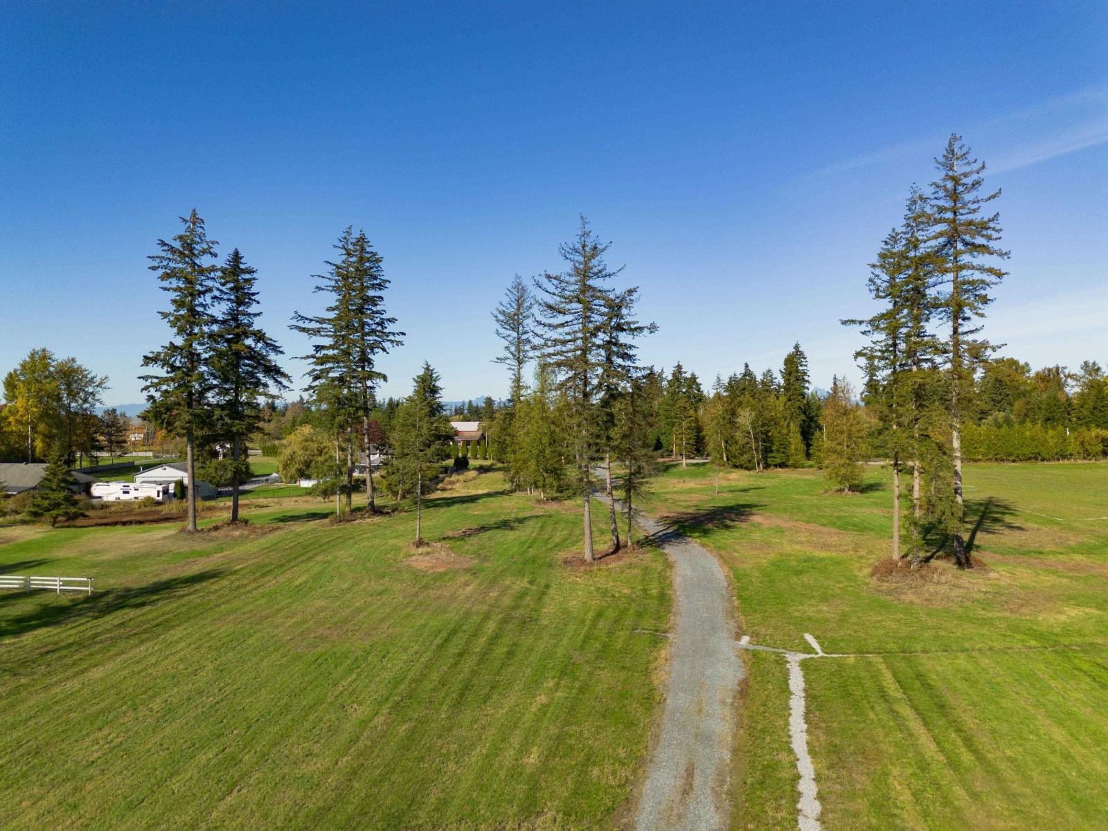 22714 26 Avenue Property Photo 19