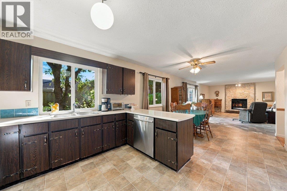 1117 Cornwall Drive Property Photo 8