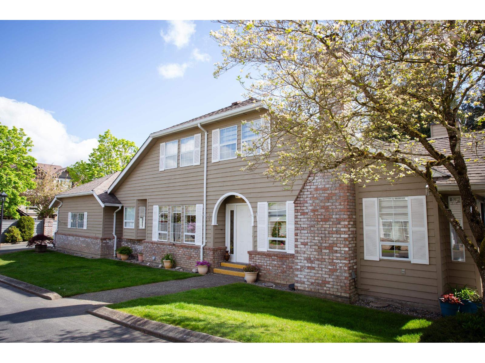 61 21848 50 Avenue Property Photo 2