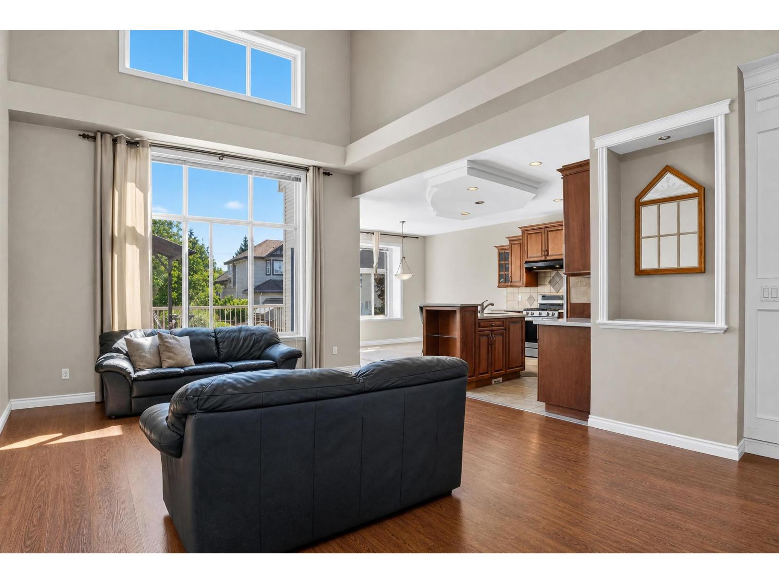 5818 167a Street Property Photo 12