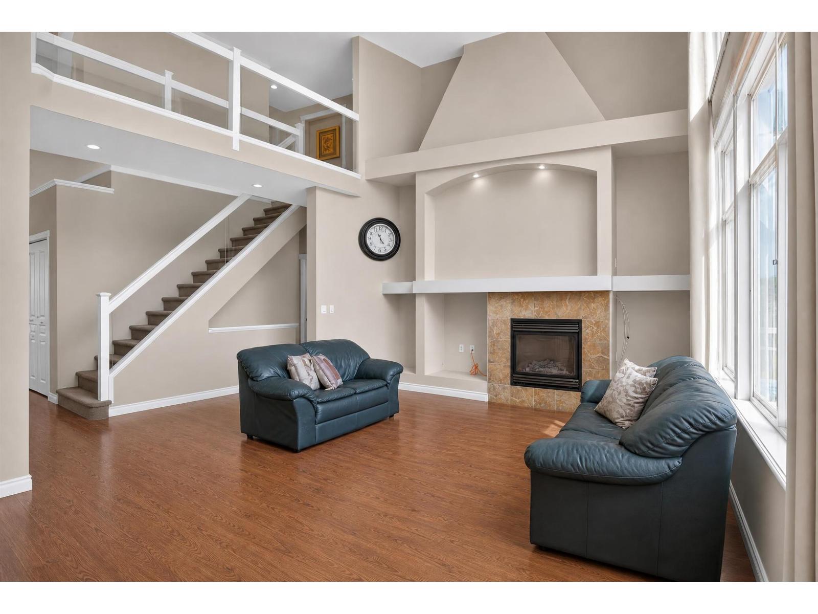 5818 167a Street Property Photo 16