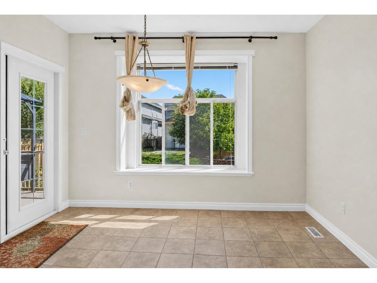 5818 167a Street Property Photo 21