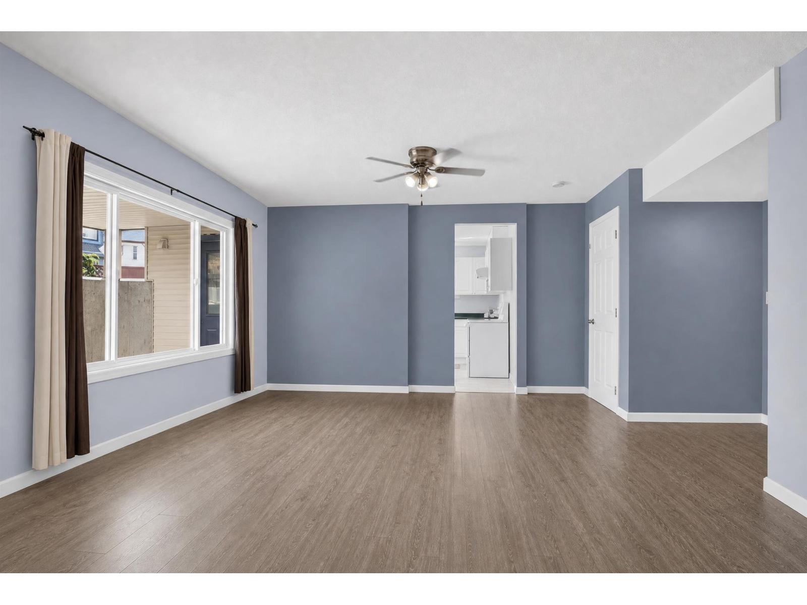 5818 167a Street Property Photo 33