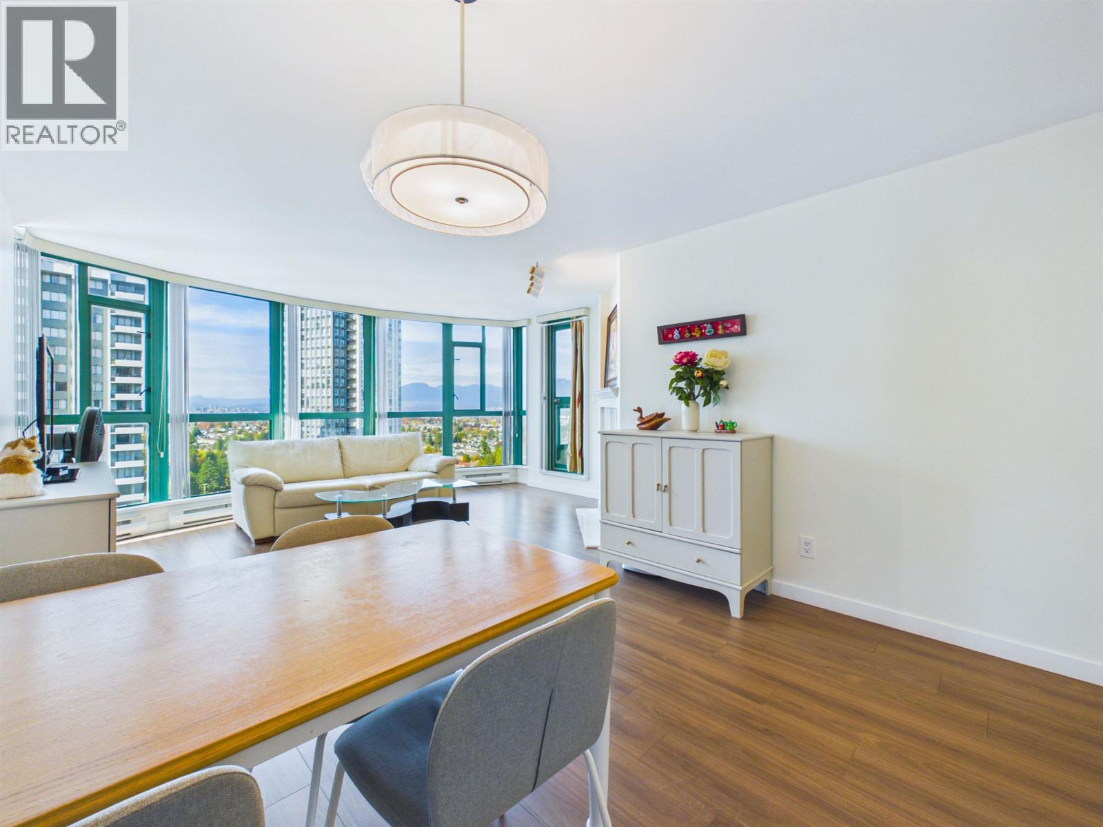 1705 5833 Wilson Avenue Property Photo 10