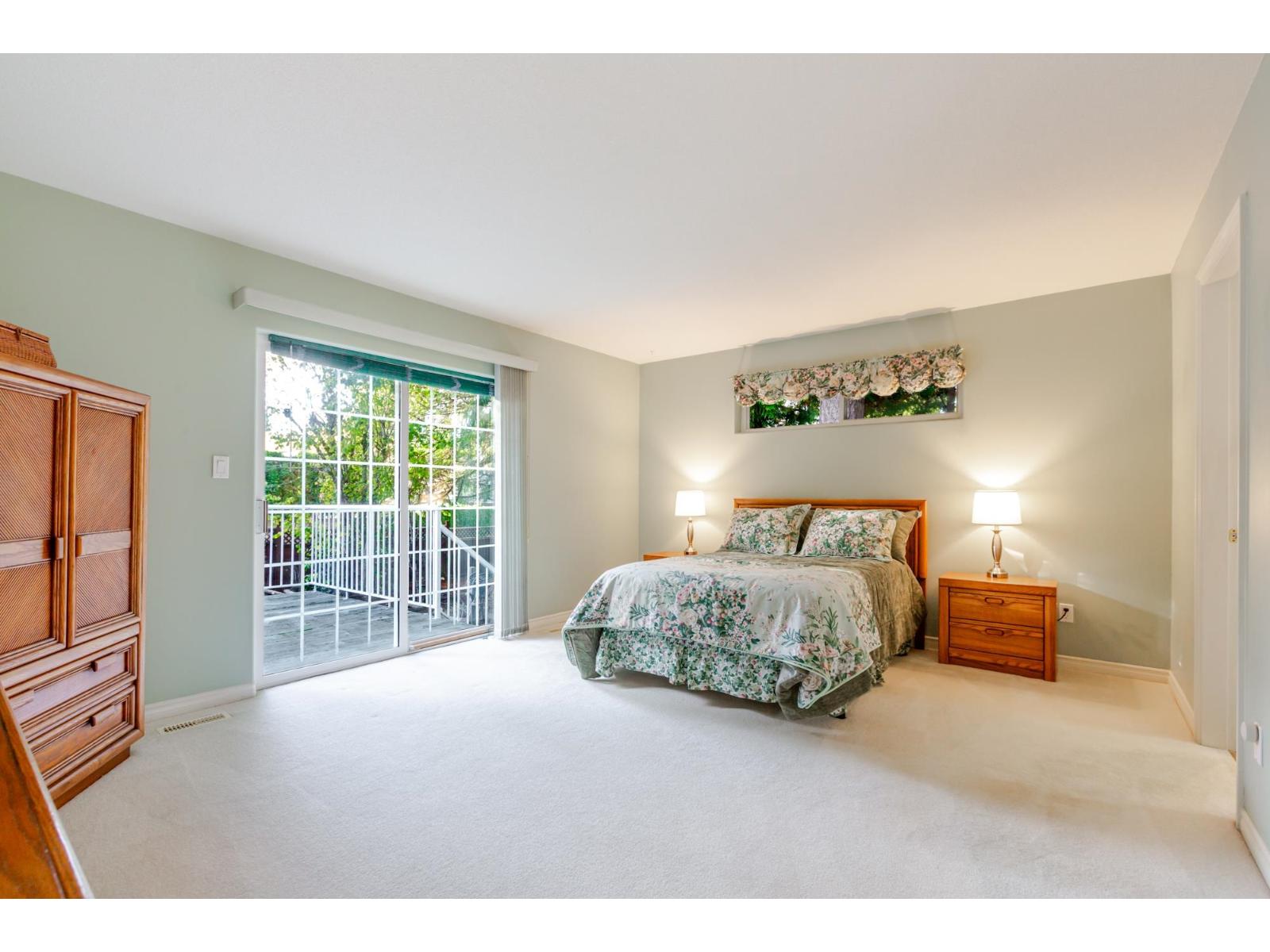 2567 140 Street Property Photo 17