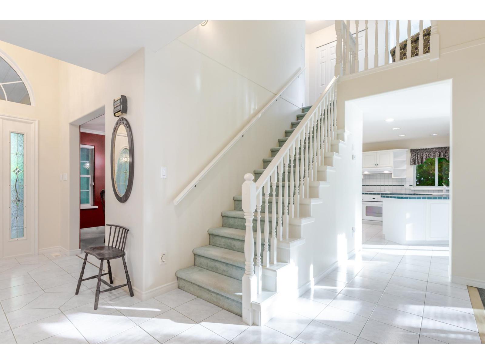 2567 140 Street Property Photo 23