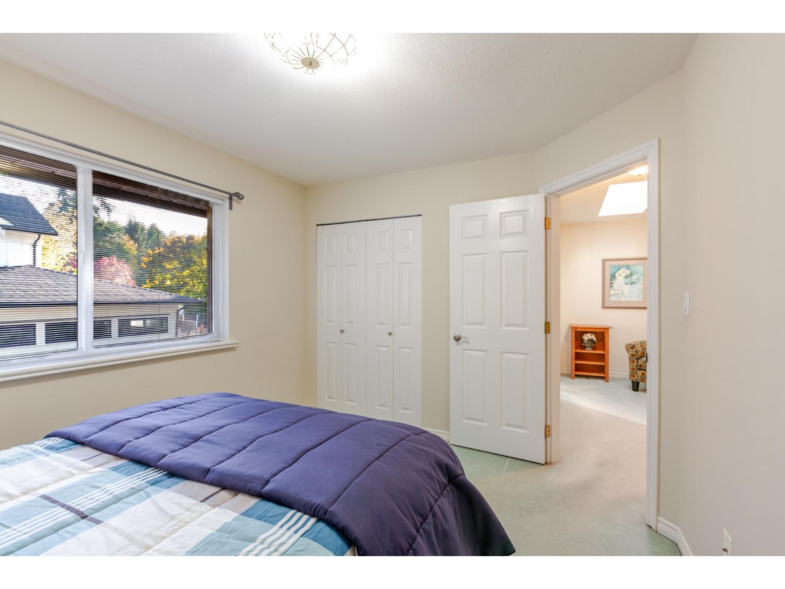 2567 140 Street Property Photo 30