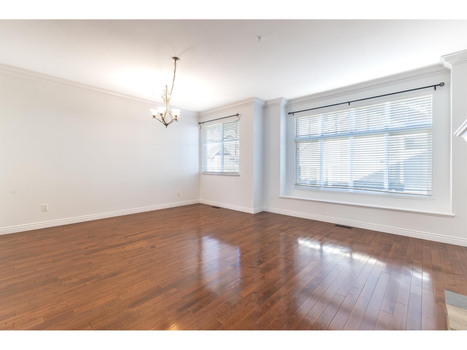 36 21704 96 Avenue Property Photo 12