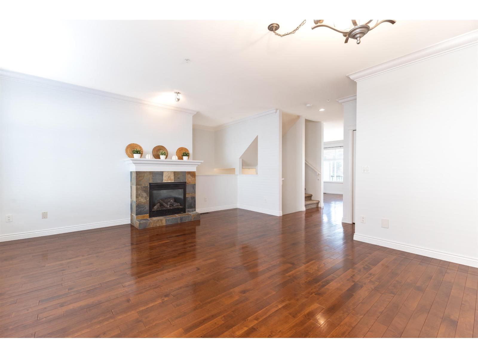 36 21704 96 Avenue Property Photo 15