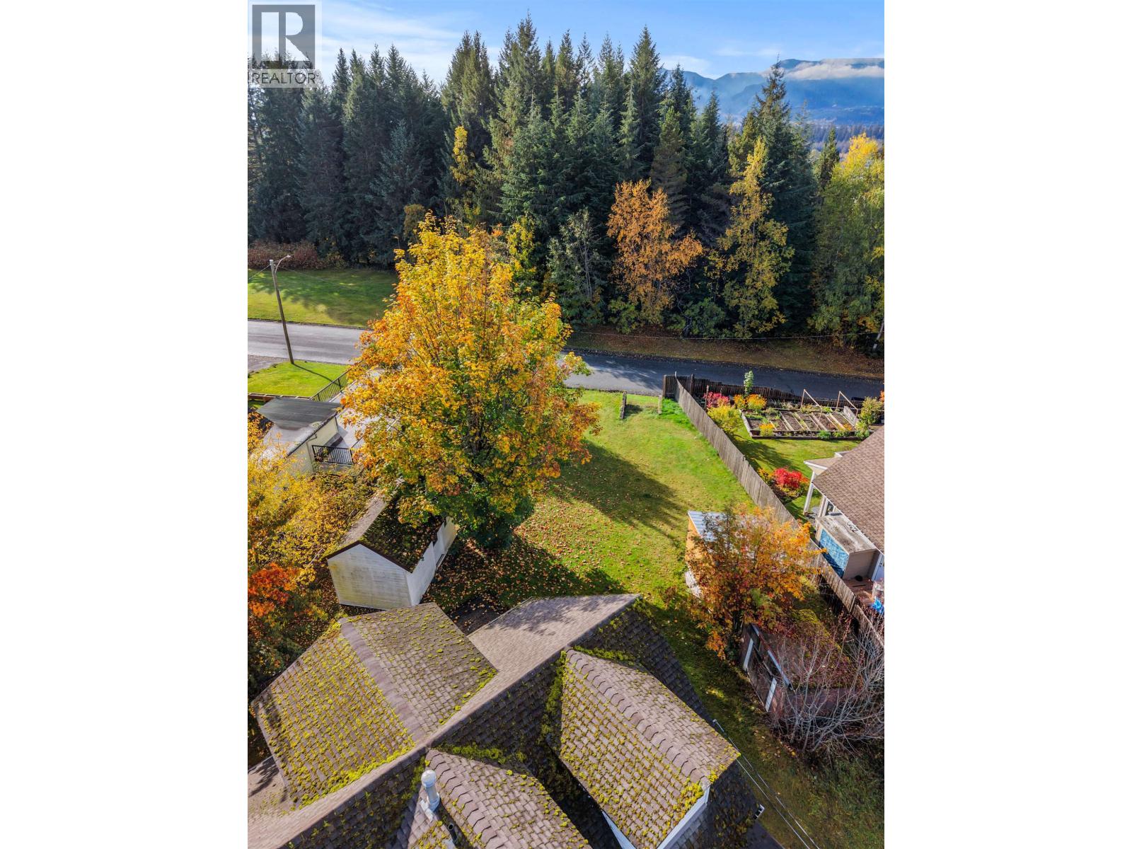 73 Brant Street Property Photo 2