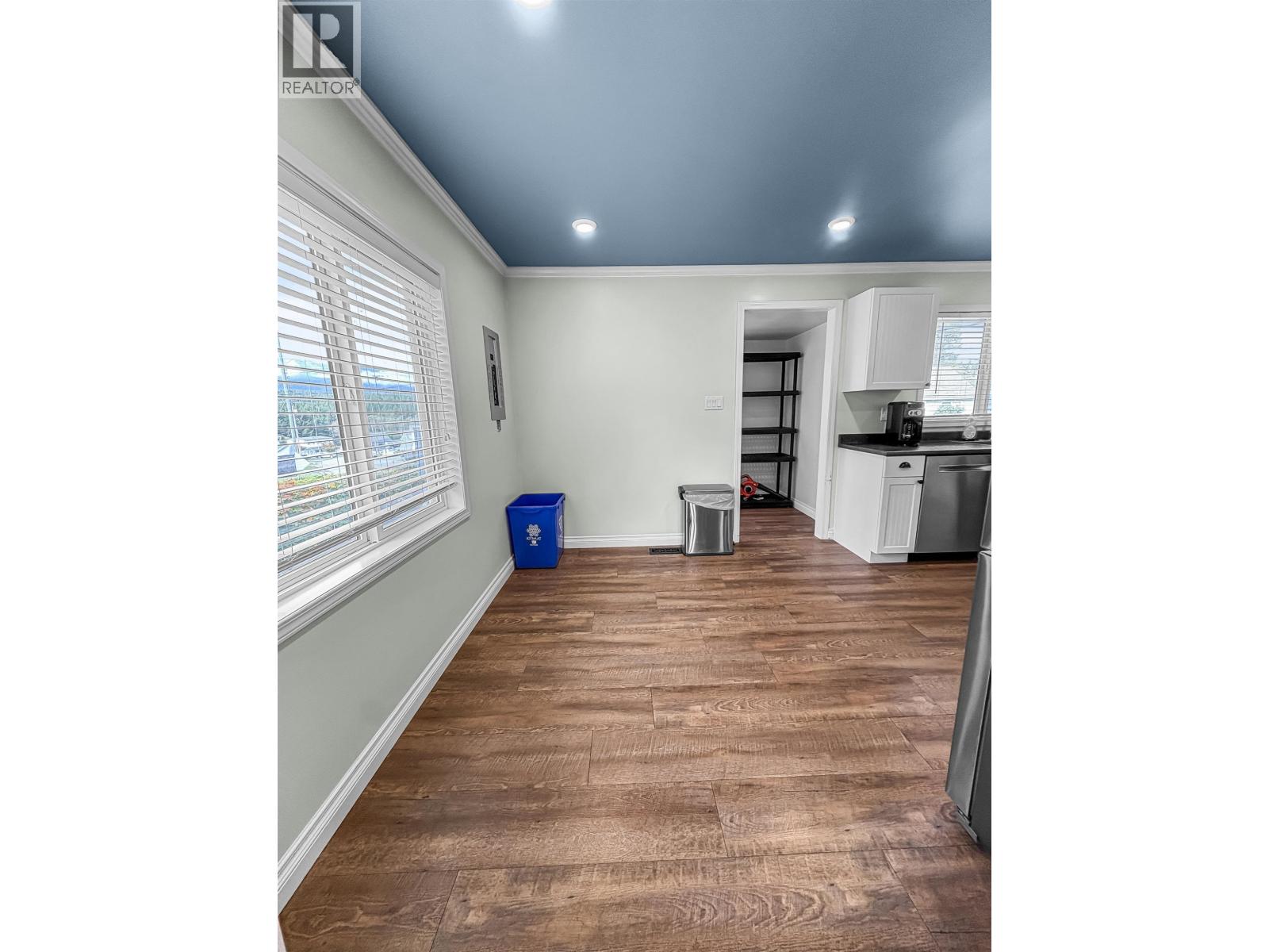 73 Brant Street Property Photo 4