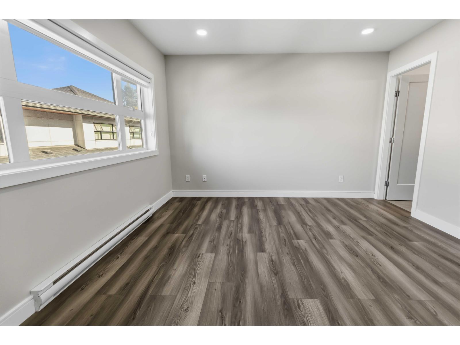 8 8447 115 Street Property Photo 20