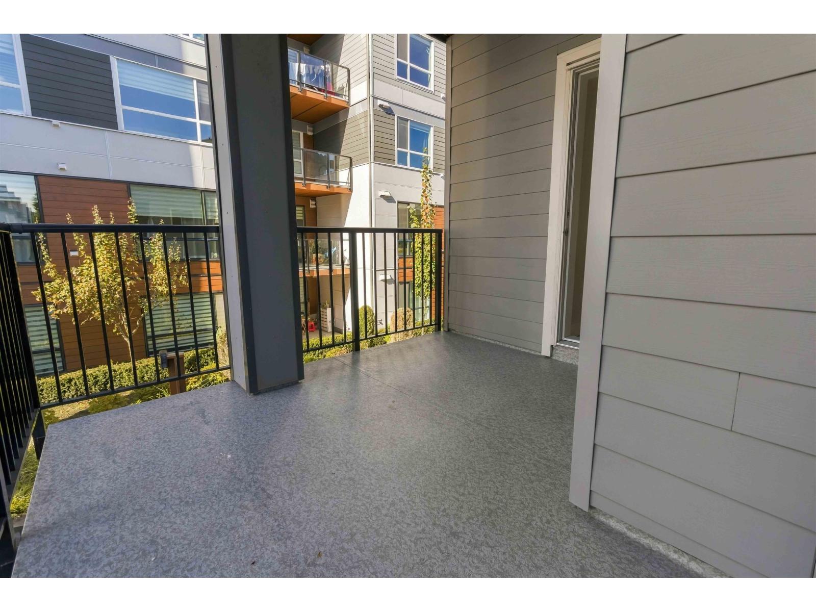 8 8447 115 Street Property Photo 24