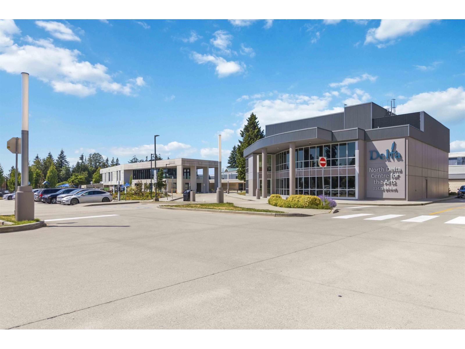 8 8447 115 Street Property Photo 28