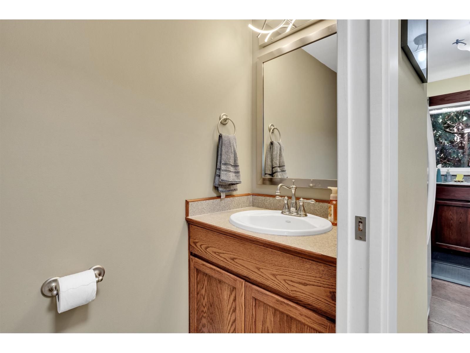 46375 Cessna Drive #10 Property Photo 12