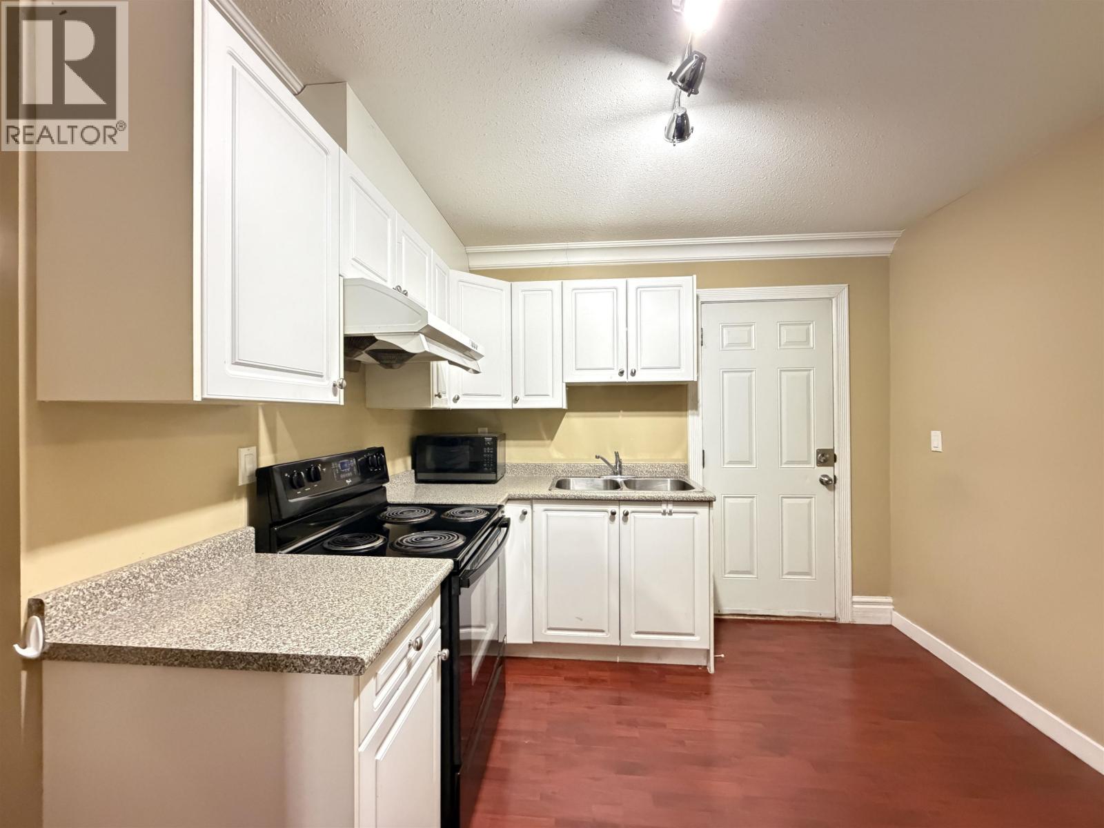 1bd 7730 Nelson Avenue Property Photo 2