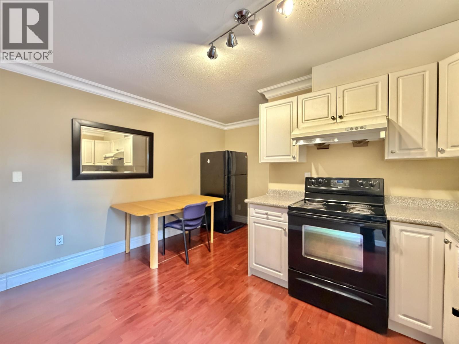 1bd 7730 Nelson Avenue Property Photo 3