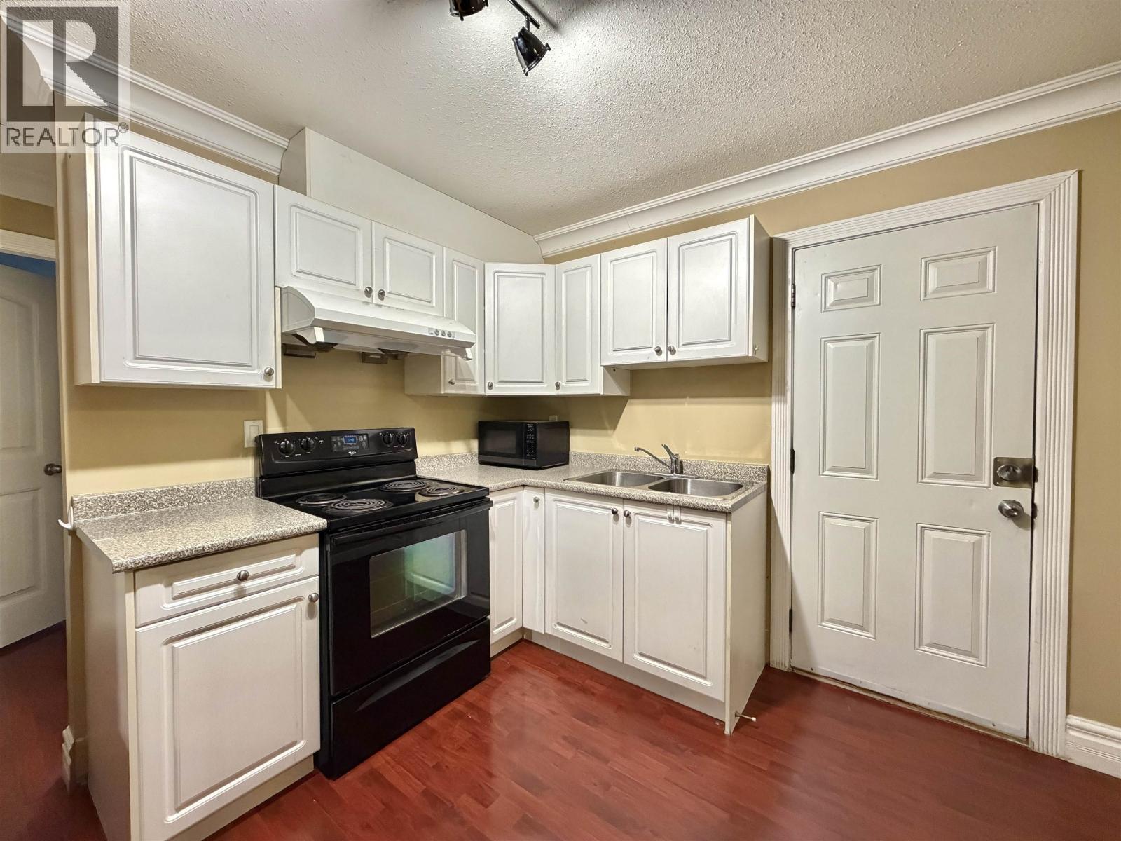 1bd 7730 Nelson Avenue Property Photo 4