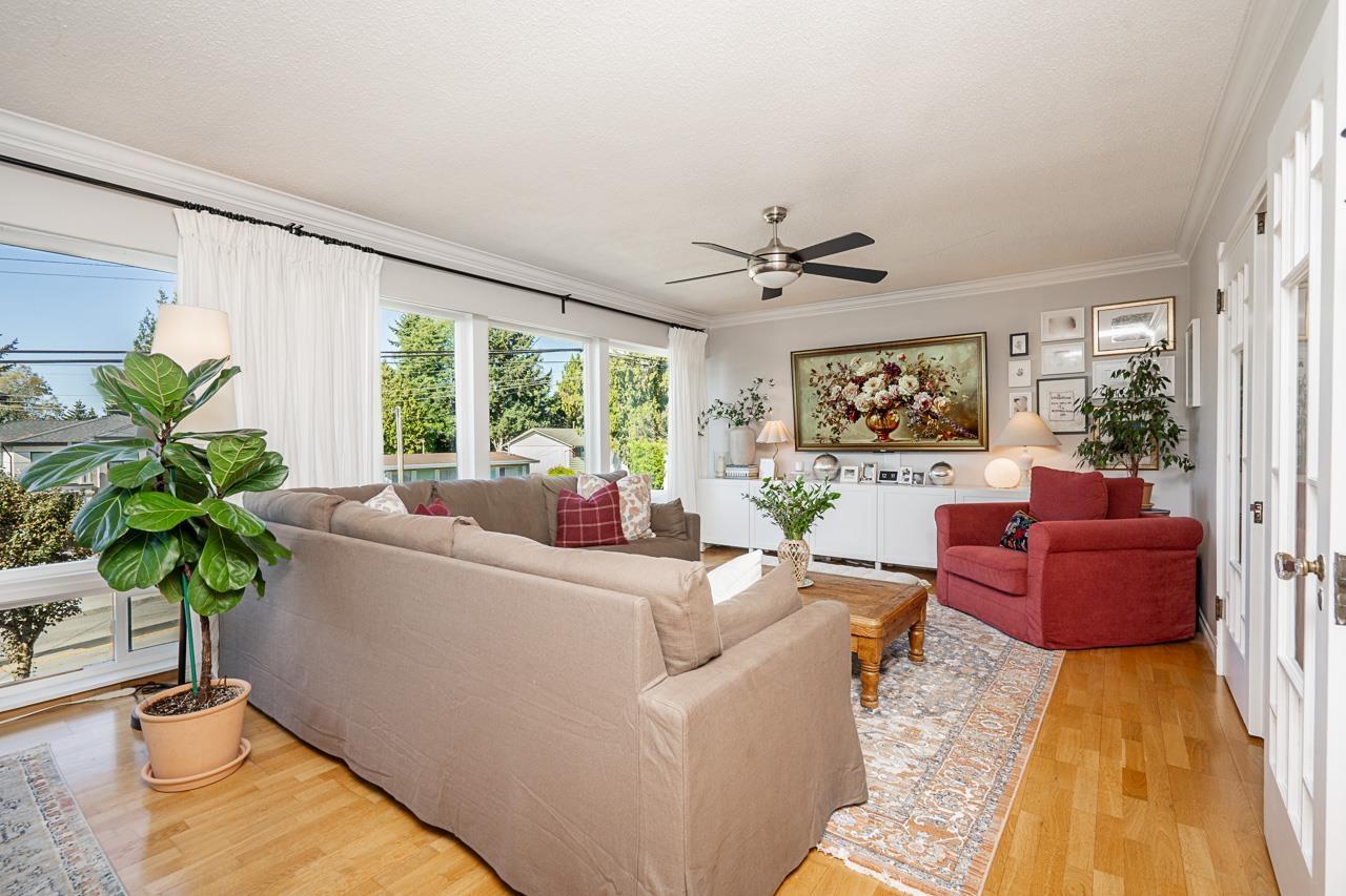 5846 180 Street Property Photo 7