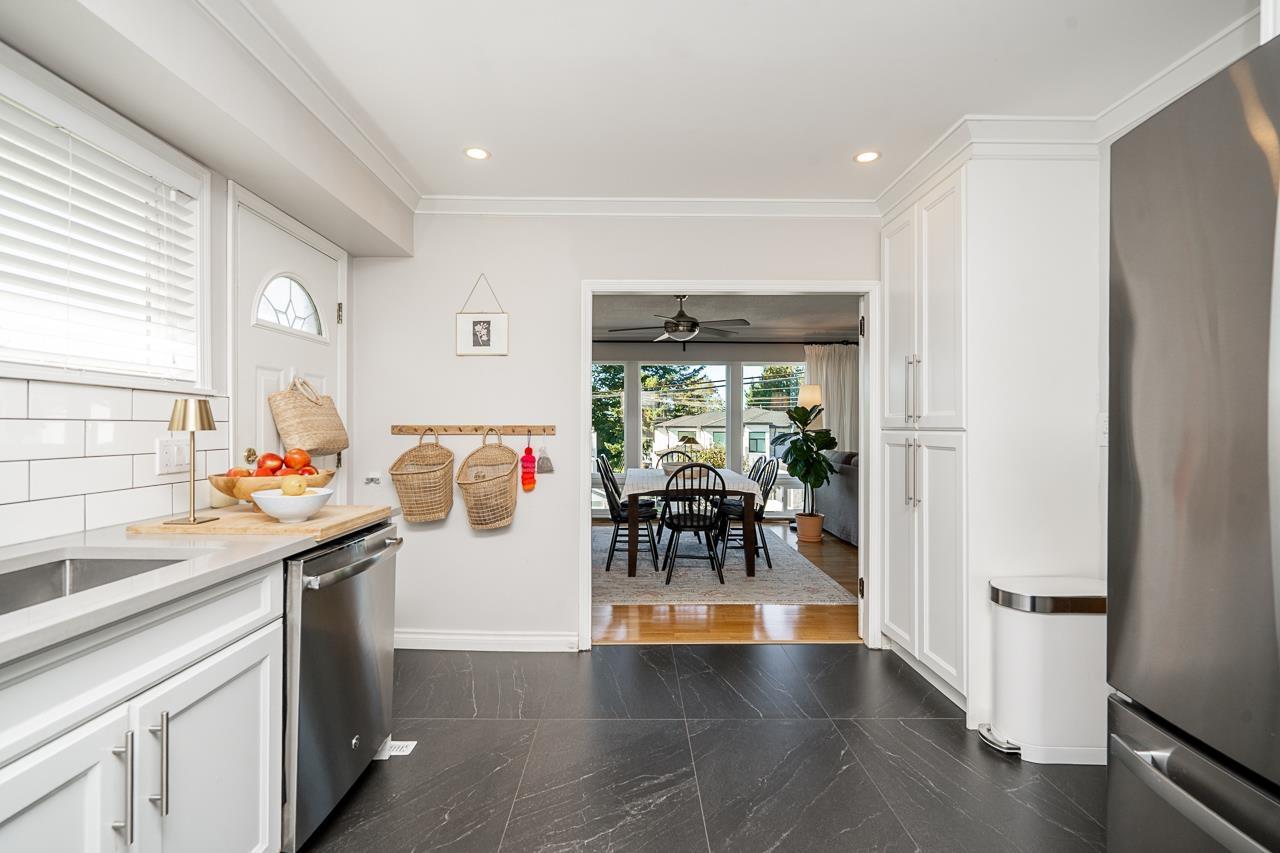5846 180 Street Property Photo 13
