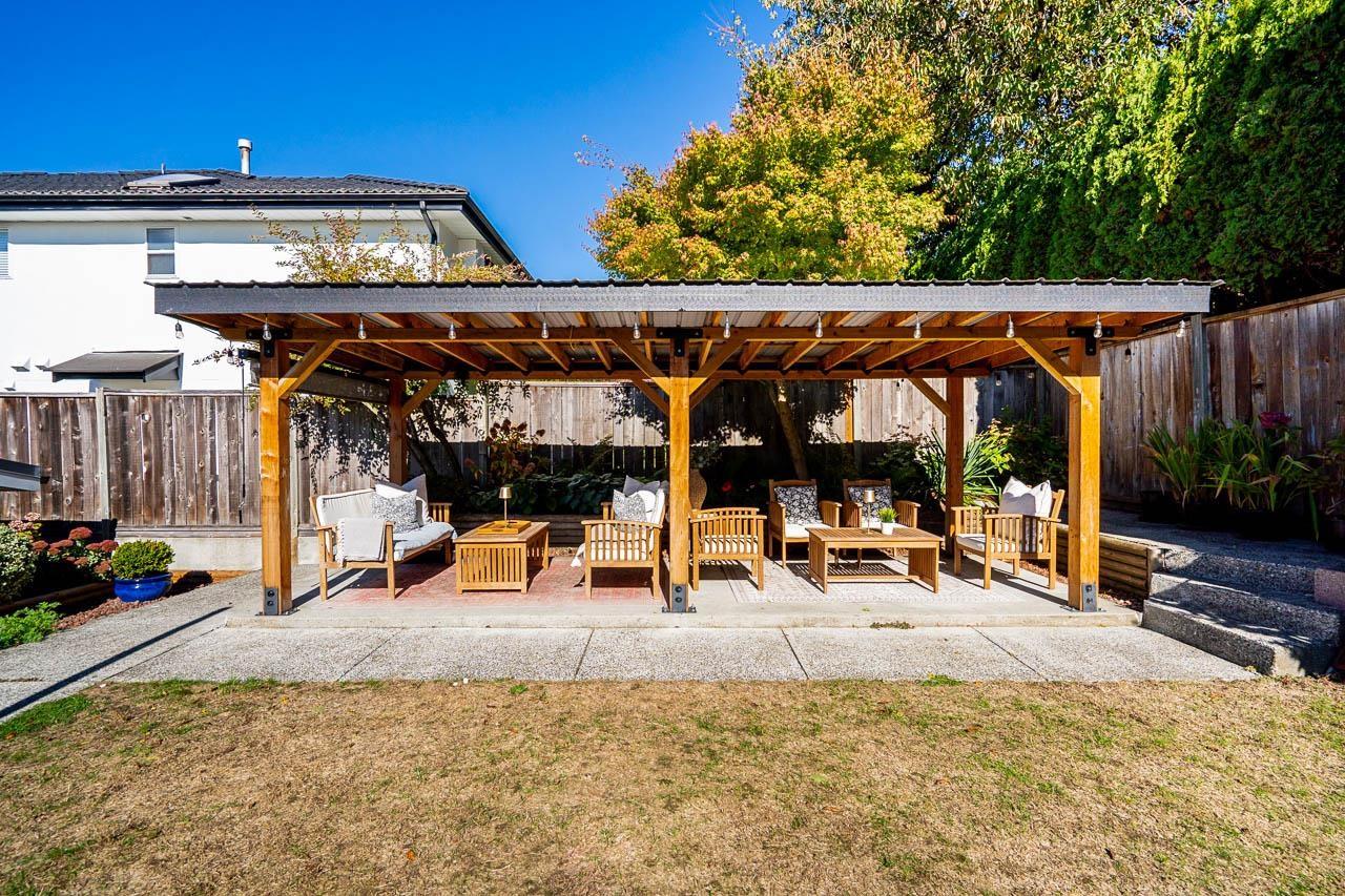 5846 180 Street Property Photo 30