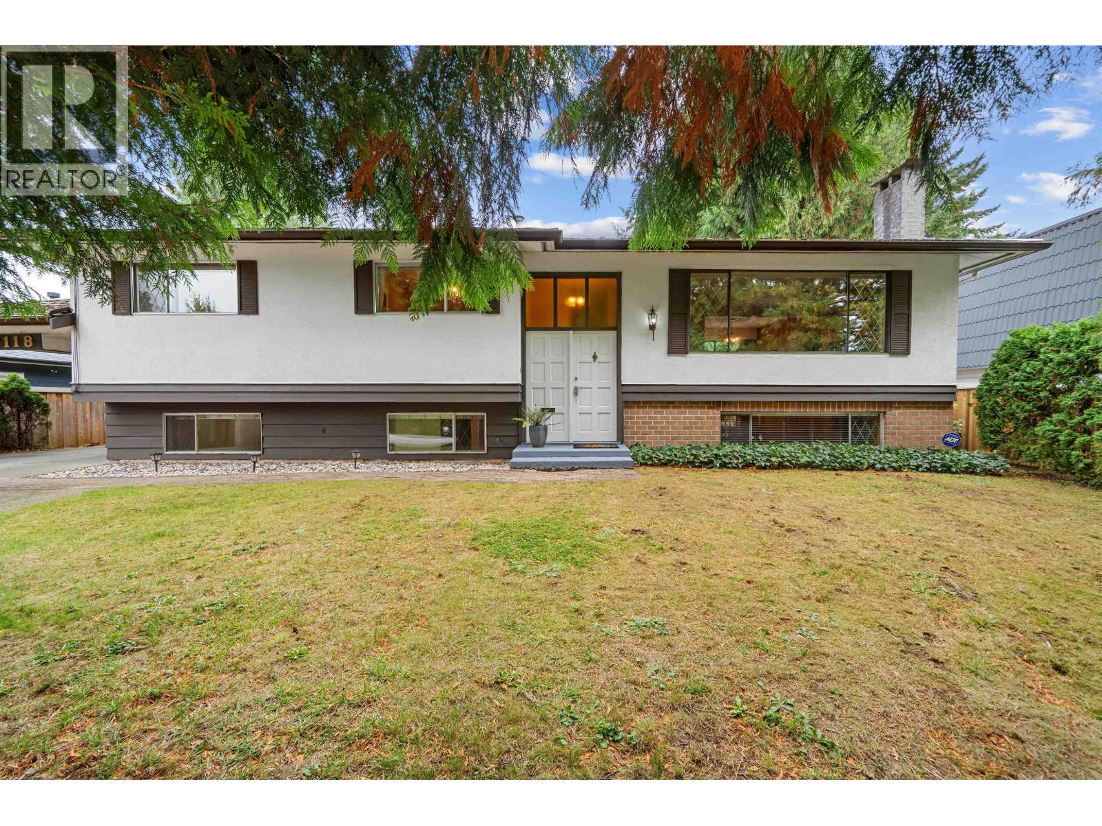 12118 Acadia Street Property Photo 4