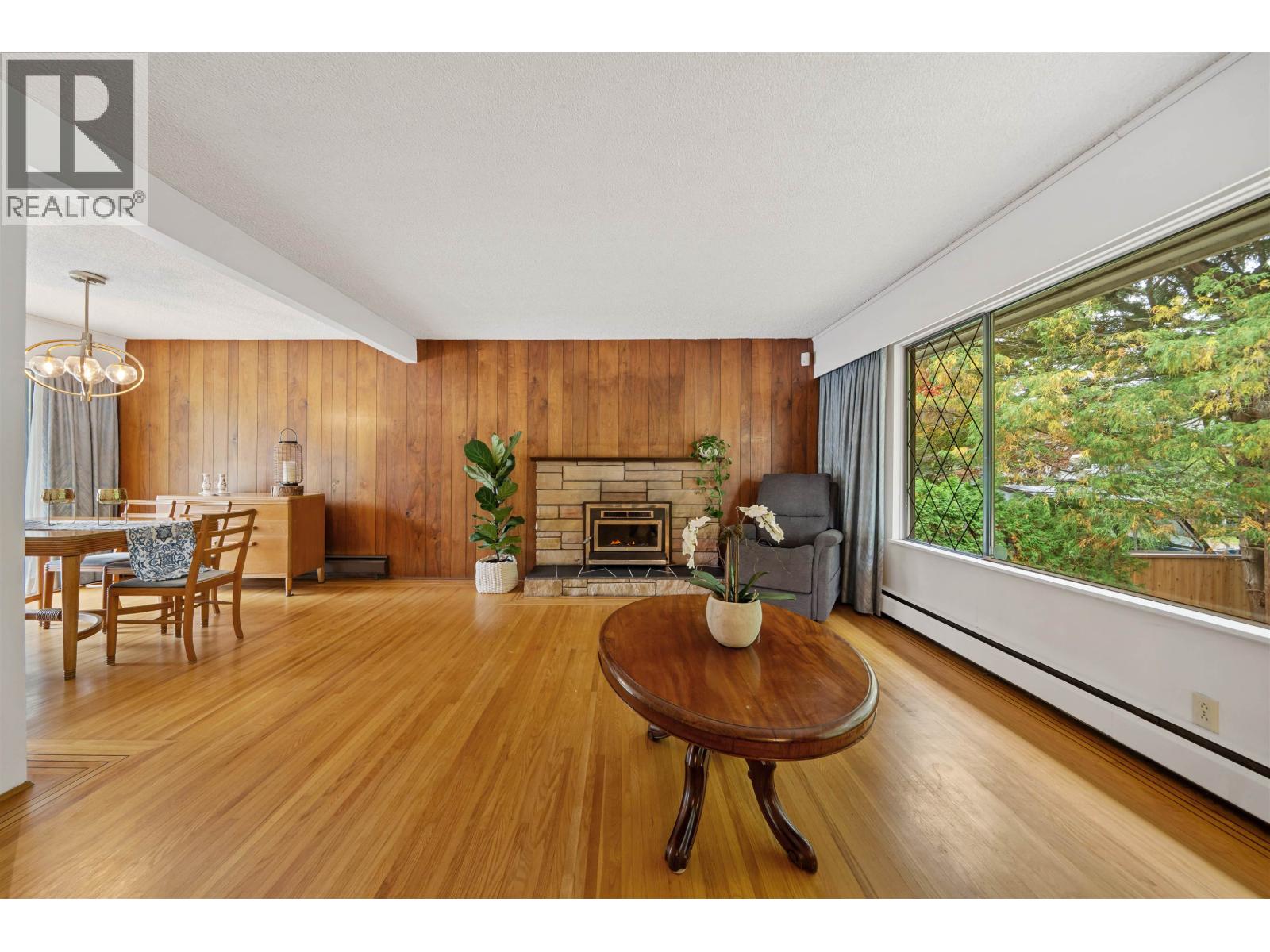 12118 Acadia Street Property Photo 12