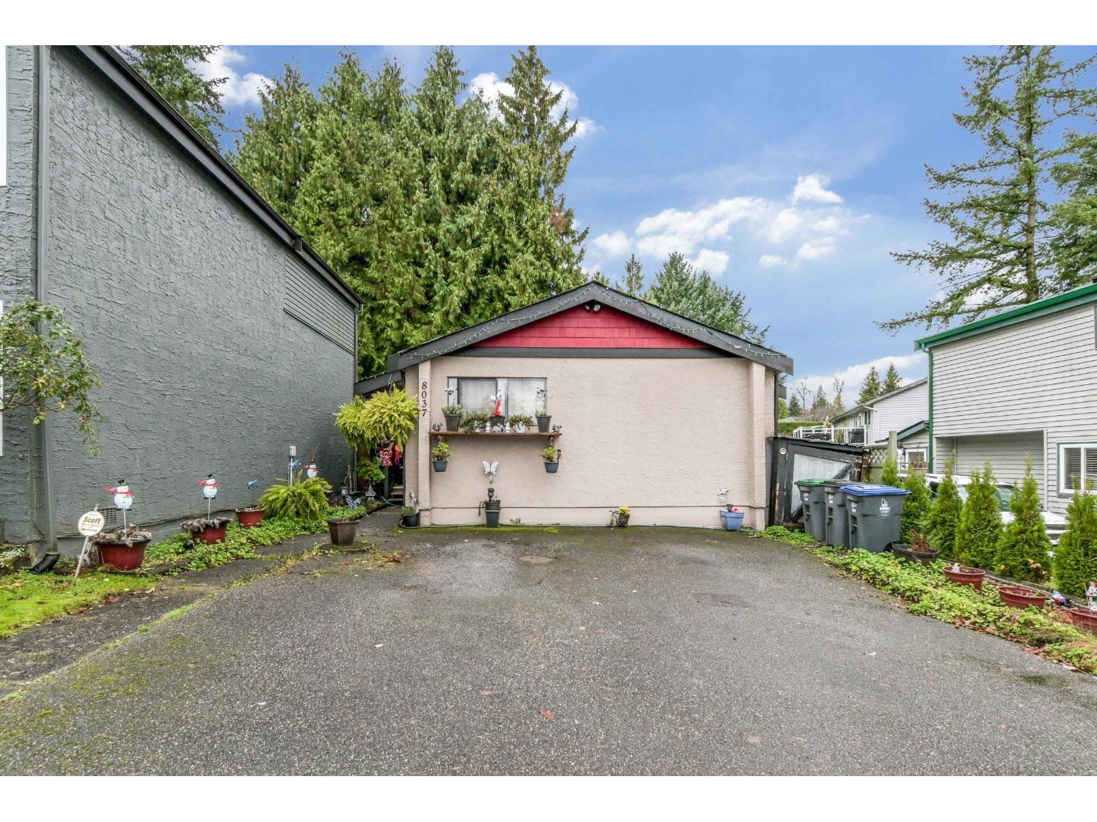 8037 139A STREET Property Photo 1
