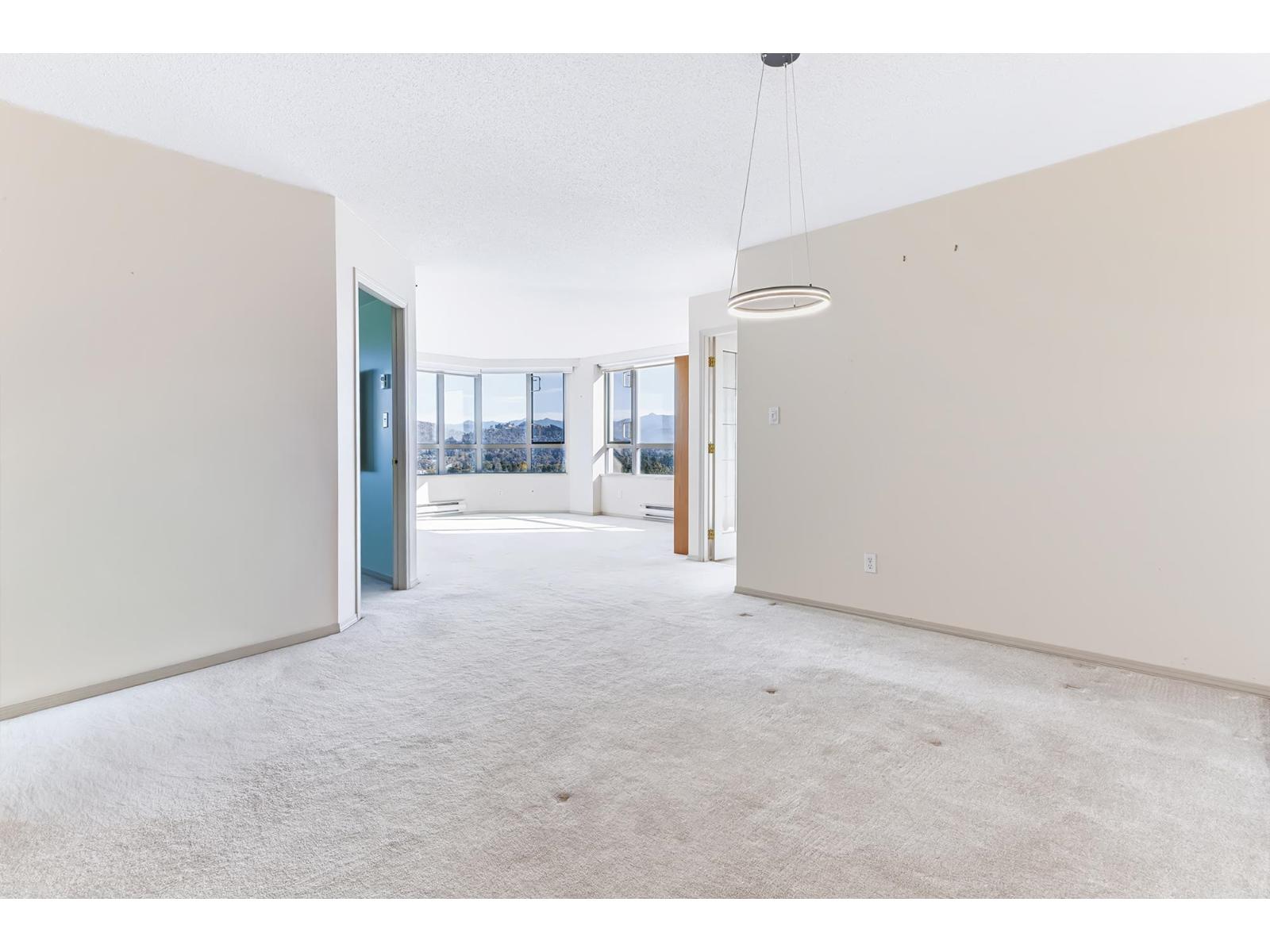 1201 3190 Gladwin Road Property Photo 8