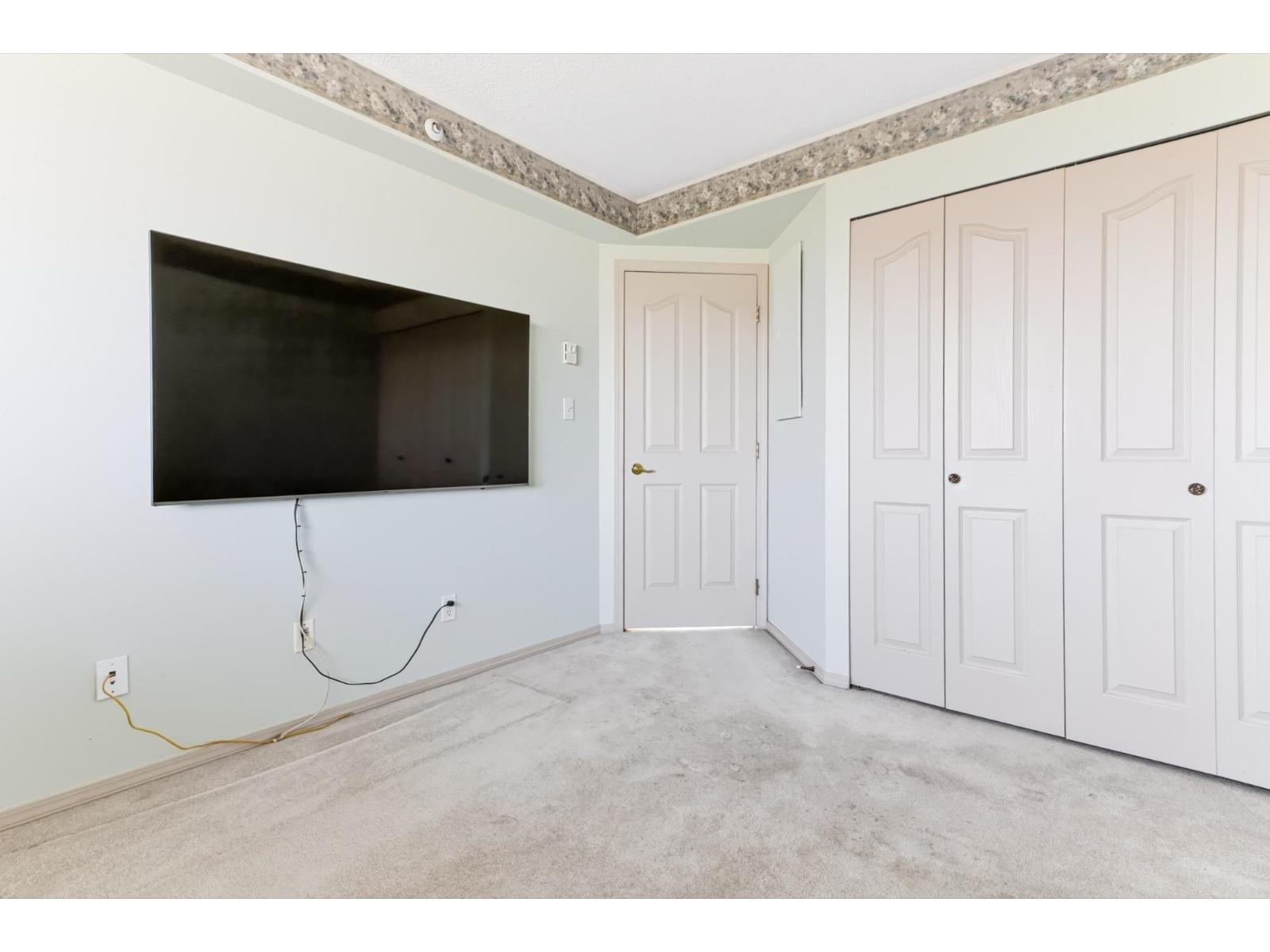 1201 3190 Gladwin Road Property Photo 22