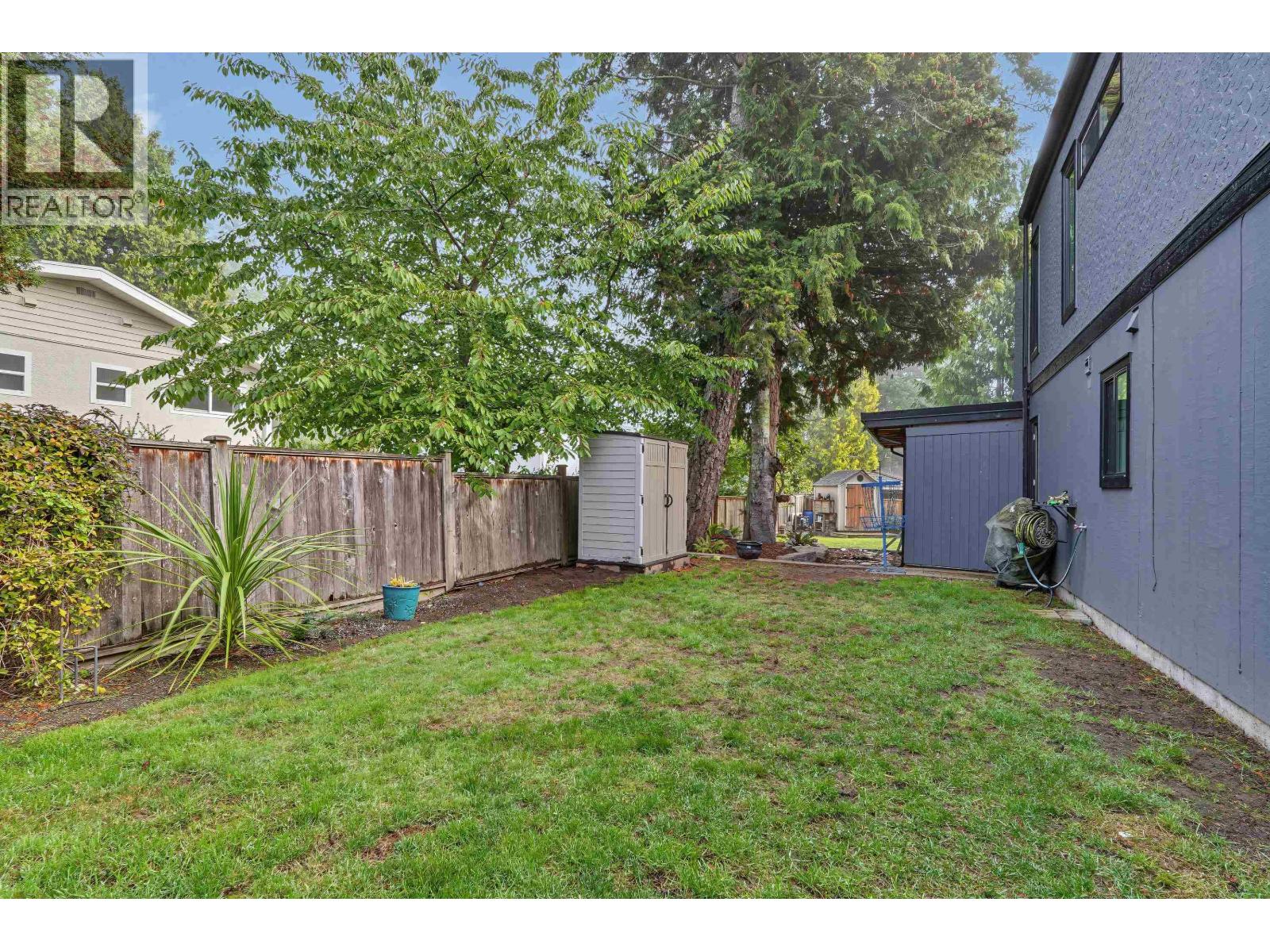 4927 Cedar Crescent Property Photo 34
