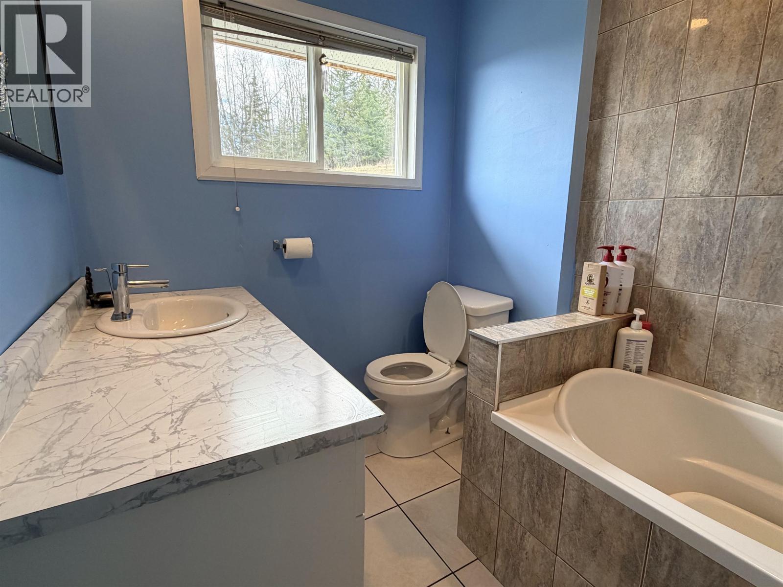 4583 Ridge Road Property Photo 12