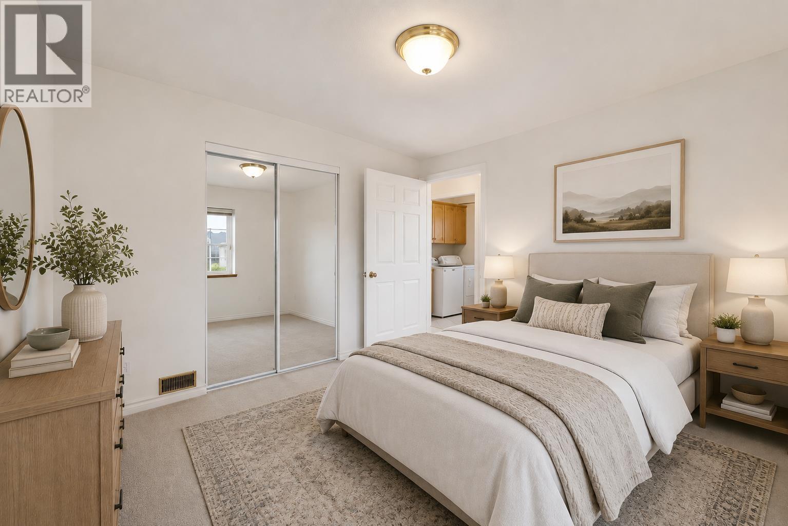 41 N Hythe Avenue Property Photo 14