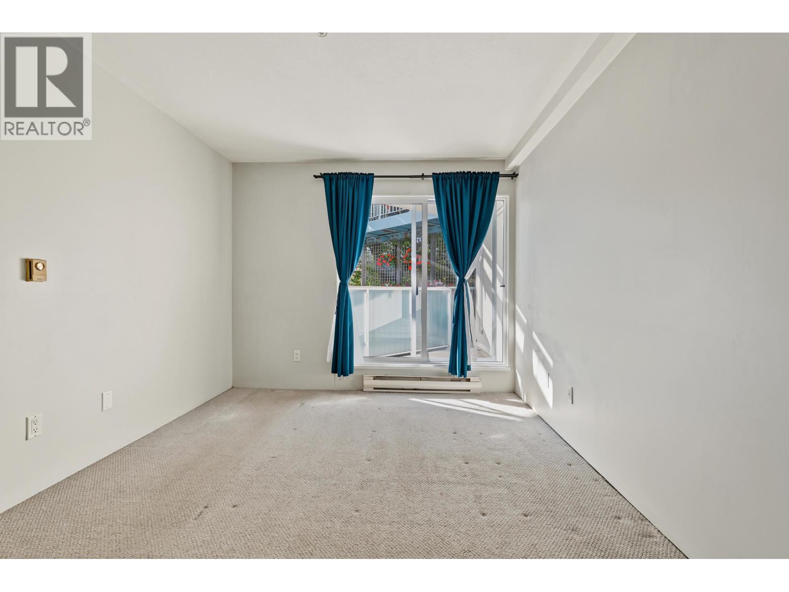 314 2020 W 8th Avenue Property Photo 13