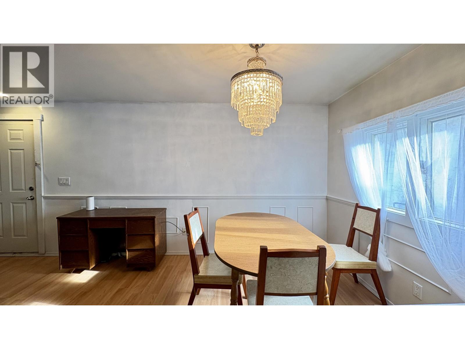 1301 20th Avenue Property Photo 6