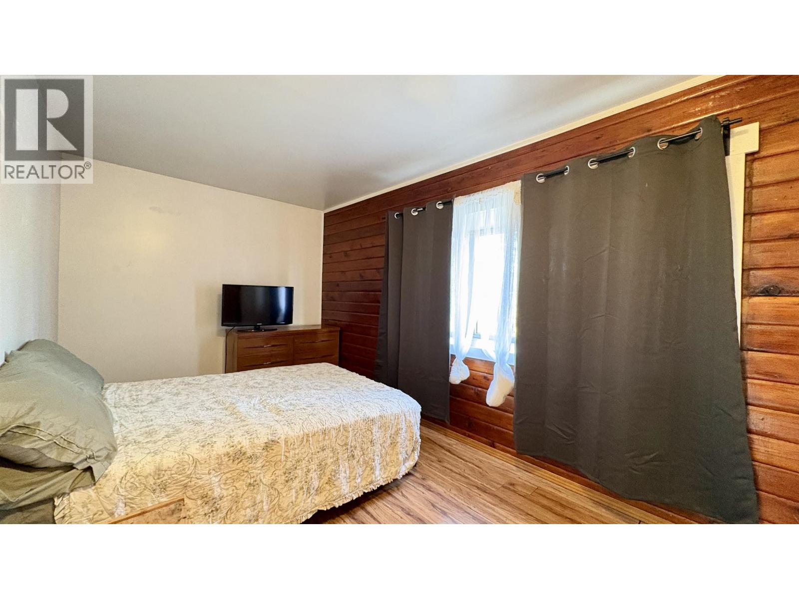 1301 20th Avenue Property Photo 10